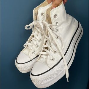 Women’s platform converse